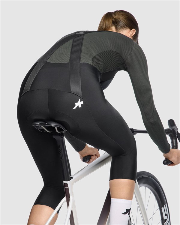 Assos MILLE GT S11 Spring/Fall 3/4 ženske kolesarske hlače z naramnicami