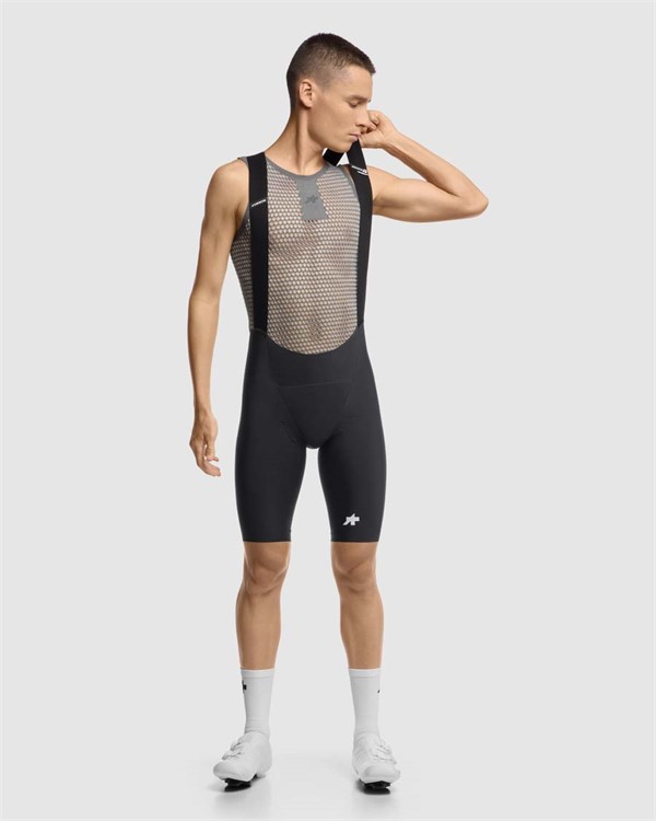 Assos EQUIPE NS P1 si moška spodnja kolesarska majica brez rokavov