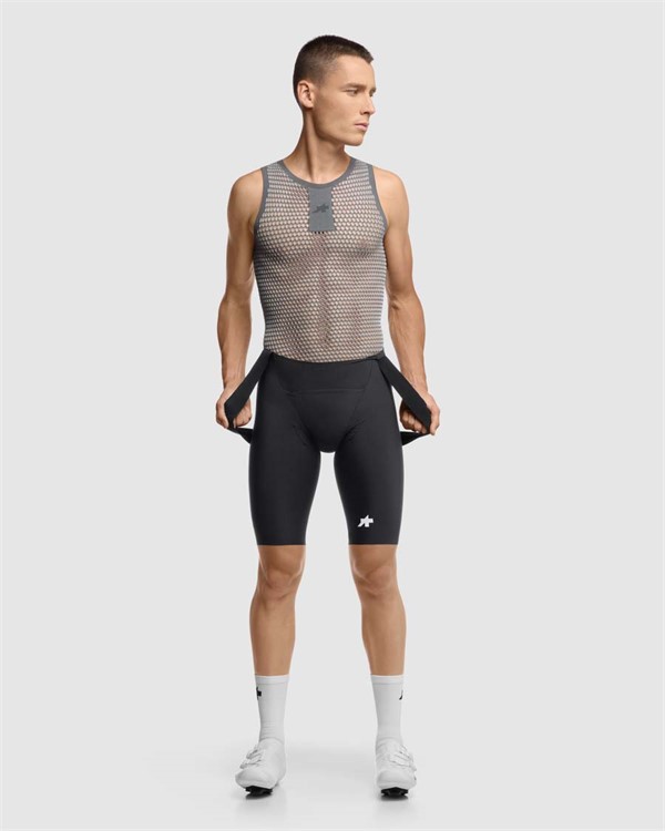 Assos EQUIPE NS P1 si moška spodnja kolesarska majica brez rokavov