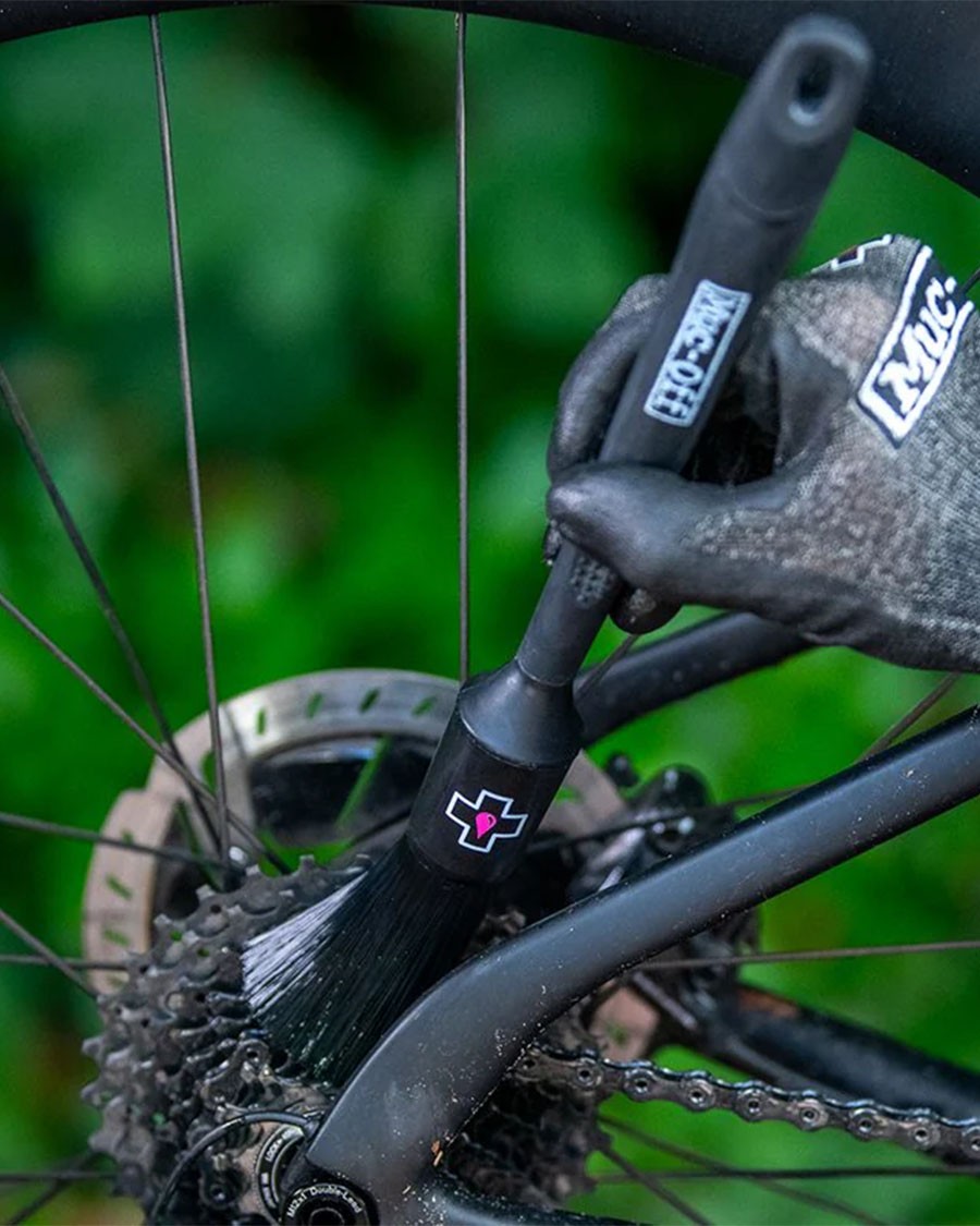 Muc-Off DRIVETRAIN ščetka za pogonski sklop
