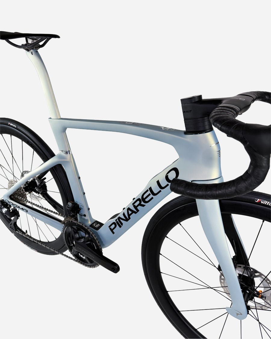 Pinarello DOGMA F Ultegra Di2 Ultrafast 45 cestno kolo