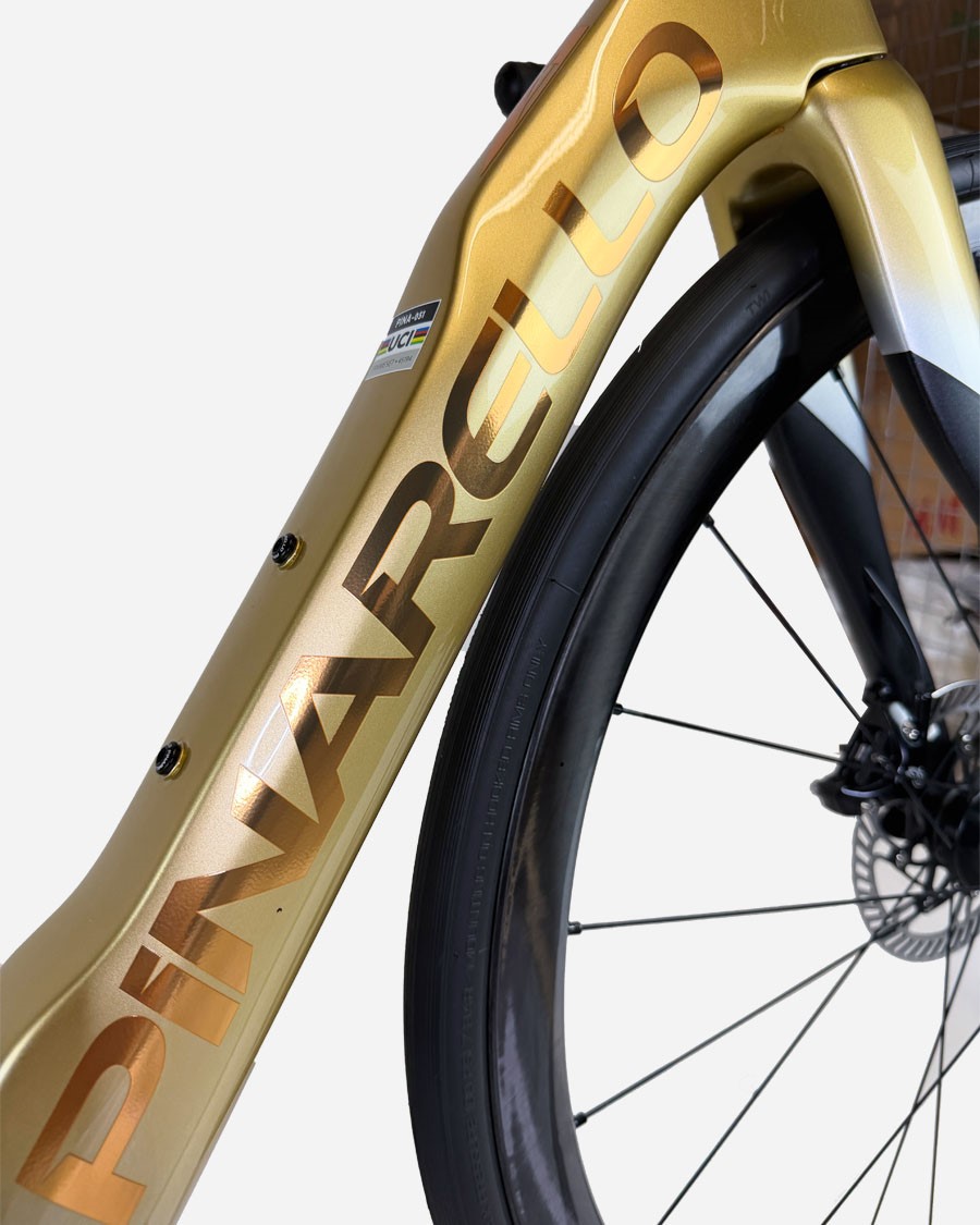 Pinarello DOGMA F Super Record WRL Hyperon cestno kolo