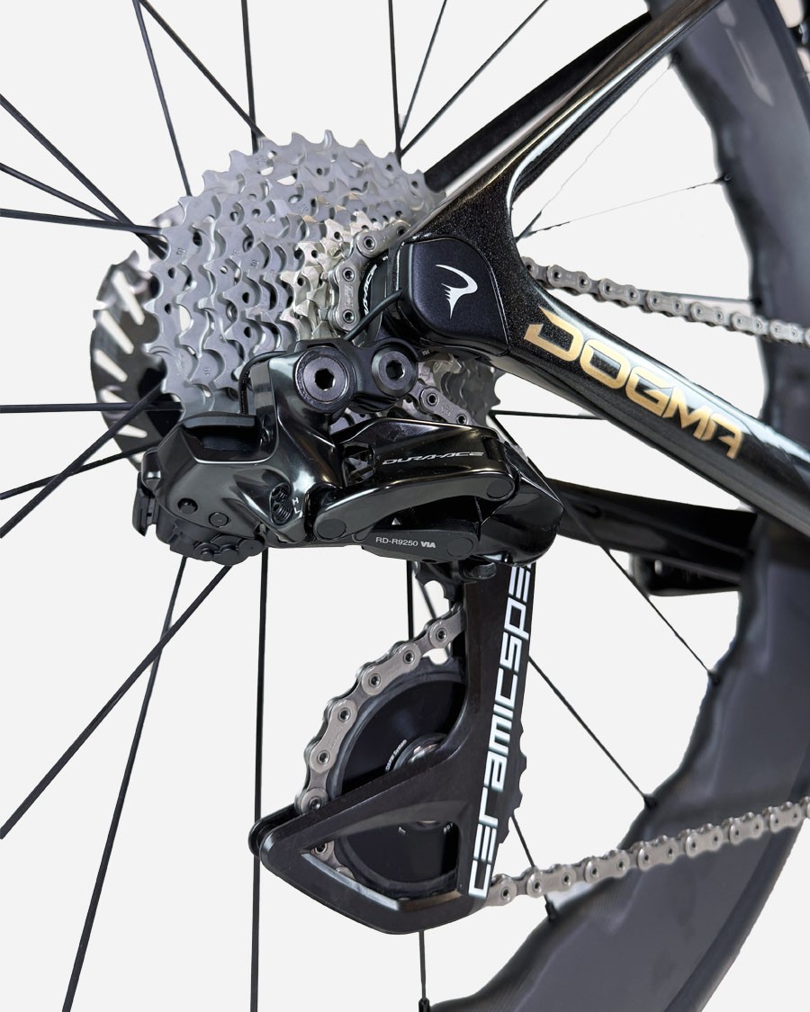 Pinarello DOGMA X Dura Ace CeramicSpeed Sharq 57 cestno kolo