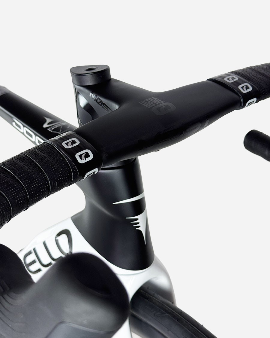Pinarello DOGMA X Ultegra Di2 Ultrafast 40 cestno kolo